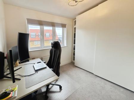 4 bedroom Semi-detached house for sale in Birkett Road, Hampton Vale, Peterborough, PE7