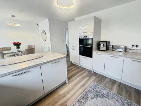 4 bedroom Semi-detached house for sale in Birkett Road, Hampton Vale, Peterborough, PE7