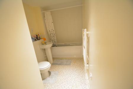 1 bedroom Flat for sale in Hargate Way, Hampton Hargate, Peterborough, PE7