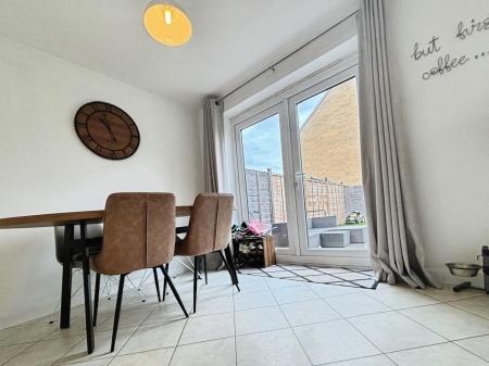 3 bedroom Detached house for sale in Jubilee Street, Market Deeping, PE6