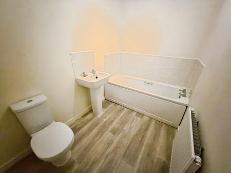 3 bedroom Detached house for sale in Jubilee Drive, Market Deeping, PE6