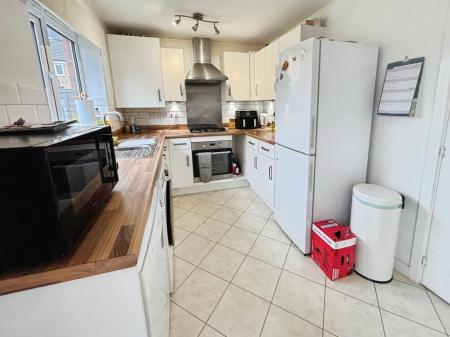 3 bedroom Detached house for sale in Jubilee Street, Market Deeping, PE6