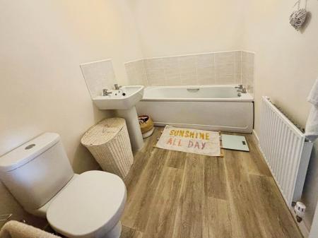 3 bedroom Detached house for sale in Jubilee Street, Market Deeping, PE6