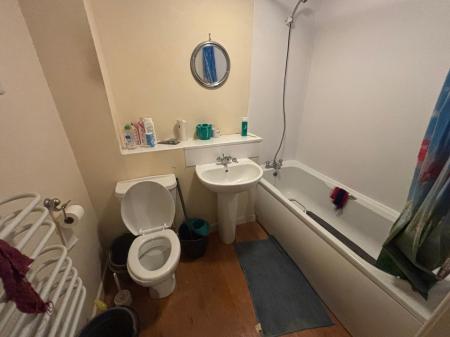 2 bedroom Flat for sale in Lime Kiln Close, West Town, Peterborough, PE3