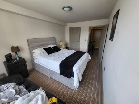 1 bedroom Flat for sale in Misterton Court, Orton Plaza, Orton Goldhay, Peterborough, PE2