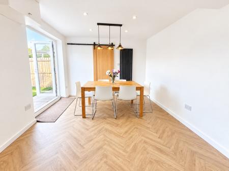 4 bedroom Detached house for sale in New Row, Market Deeping, PE6