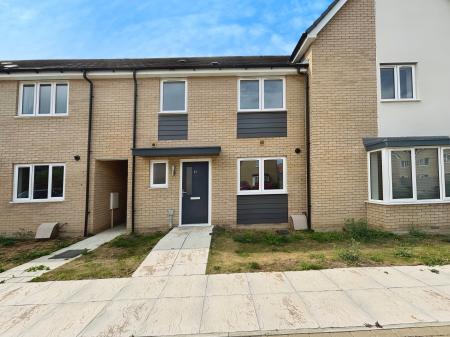 3 bedroom Terraced House for sale in North Station Road, Ramsey, PE26