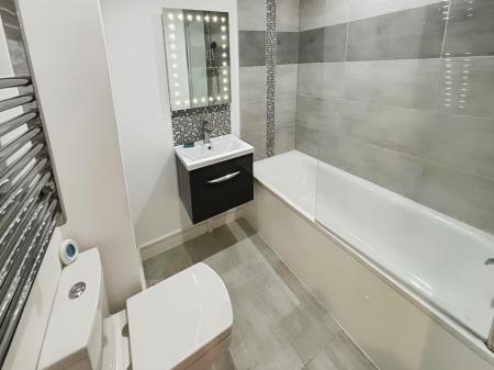 1 bedroom Flat for sale in Park Road, Peterborough, PE1