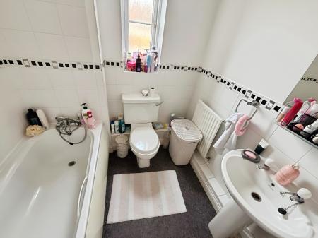 3 bedroom Semi-detached house for sale in Reedland Way, Hampton Vale, Peterborough, PE7