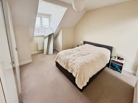 3 bedroom Semi-detached house for sale in Reedland Way, Hampton Vale, Peterborough, PE7