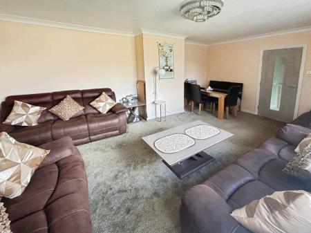 4 bedroom Detached house for sale in Walcot Walk, Peterborough, PE3