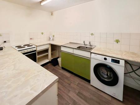 1 bedroom Flat to let in The Drive, Peterborough, PE3