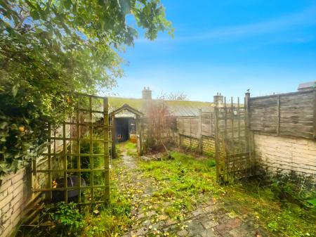 2 bedroom Character Property for sale in Wisbech Road, Thorney, PE6