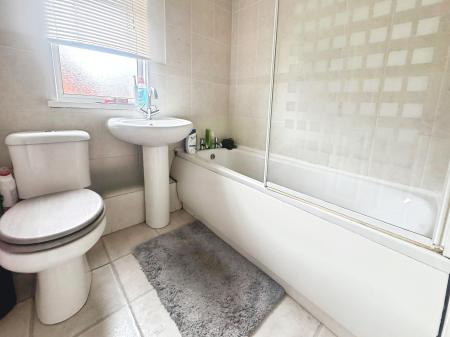 4 bedroom Detached house for sale in Derwood Grove, Werrington, Peterborough, PE4