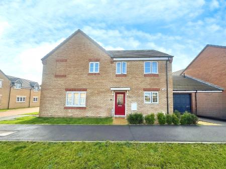 Deer Park Way, Thorney, PE6