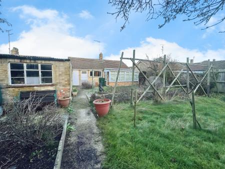 2 bedroom Bungalow for sale in Rosemary Gardens, Dogsthorpe, Peterborough, PE1