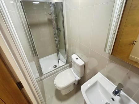 1 bedroom Studio flat to let in Westgate, Peterborough, PE1