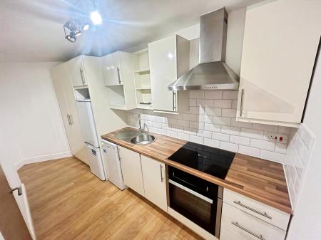 1 bedroom Studio flat to let in Westgate, Peterborough, PE1