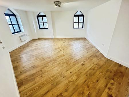 1 bedroom Studio flat to let in Westgate, Peterborough, PE1