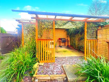 4 bedroom Detached house for sale in Abbotts Grove, Werrington, Peterborough, PE4