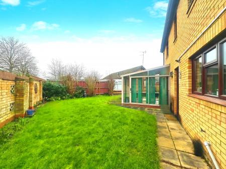 4 bedroom Detached house for sale in Abbotts Grove, Werrington, Peterborough, PE4