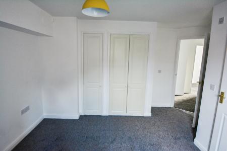 2 bedroom Flat to let in Clayburn Road, Hampton Centre, Peterborough, PE7