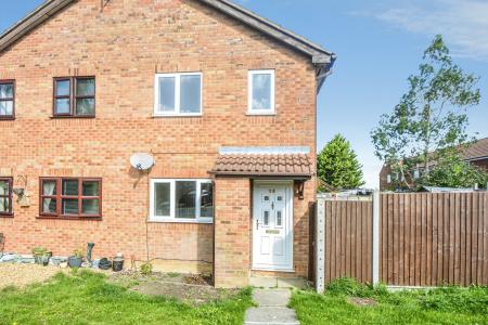 Violet Way, Yaxley, PE7