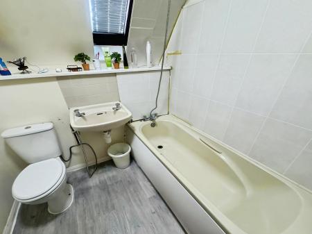 3 bedroom House for sale in St Michaels Gate, Parnwell, Peterborough, PE1