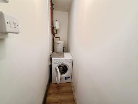 1 bedroom Studio flat to let in Westgate, Peterborough, PE1