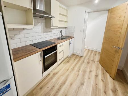 1 bedroom Studio flat to let in Westgate, Peterborough, PE1