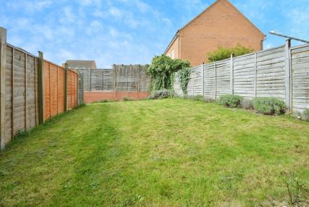 1 bedroom House share to let in Hargate Way, Hampton Hargate, Peterborough, PE7