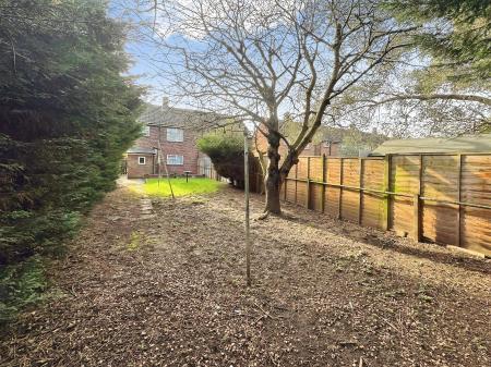 2 bedroom Semi-detached house for sale in Mendip Grove, Gunthorpe, Peterborough, PE4
