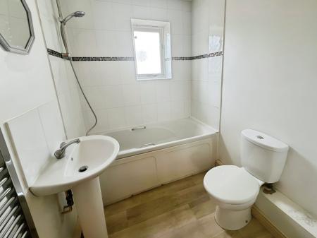 1 bedroom Flat to let in Whitcourt, Whittlesey, PE7