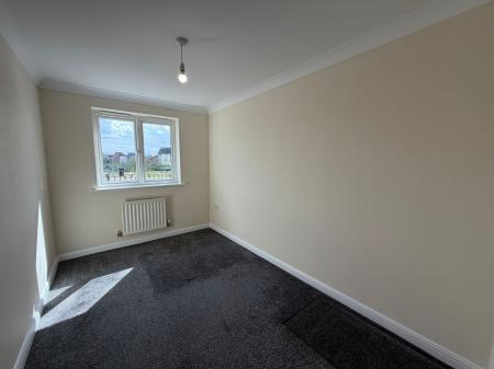 2 bedroom Flat to let in Eagle Way, Hampton Centre, Peterborough, PE7