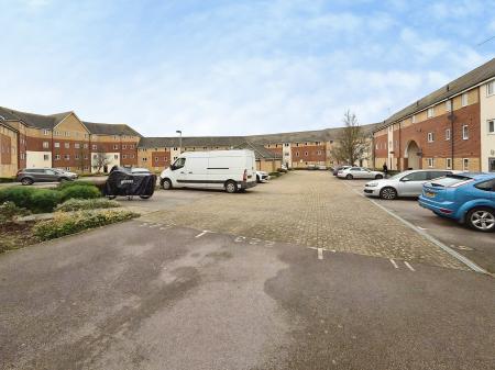 2 bedroom Flat to let in Eagle Way, Hampton Centre, Peterborough, PE7