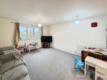 2 bedroom Flat to let in Eagle Way, Hampton Centre, Peterborough, PE7