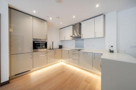 2 bedroom Apartment to let in Fletton Quays, Fletton Quays, Peterborough, PE2