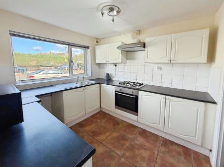 2 bedroom Flat to let in Vermont Grove, Peterborough, PE3