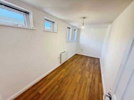 2 bedroom Flat to let in Central Court, Lincoln Road, Peterborough, PE1