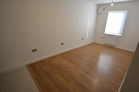 2 bedroom Flat to let in Central Court, Lincoln Road, Peterborough, PE1
