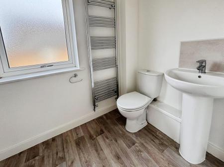 3 bedroom Semi-detached house for sale in North Station Close, Peterborough, PE26