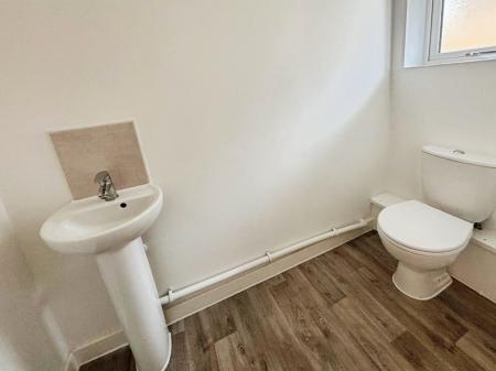 3 bedroom Semi-detached house for sale in North Station Close, Peterborough, PE26