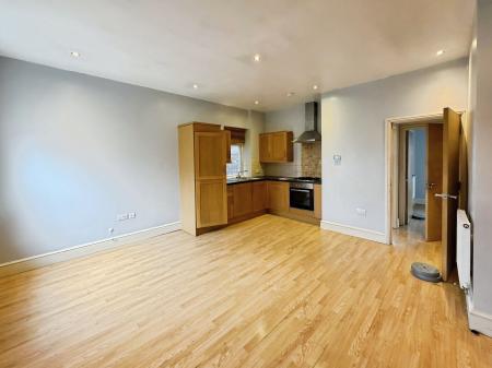 2 bedroom Flat to let in Broadway, City Centre, Peterborough, PE1