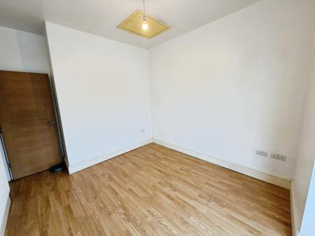 2 bedroom Flat to let in Broadway, City Centre, Peterborough, PE1