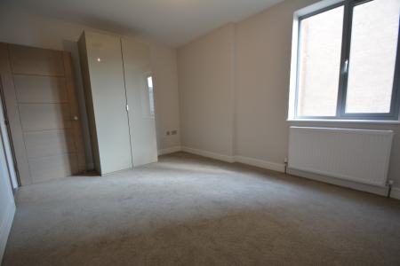 1 bedroom Flat to let in Park Road, Peterborough, PE1