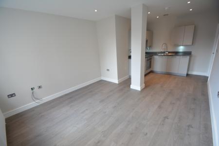 1 bedroom Flat to let in Park Road, Peterborough, PE1