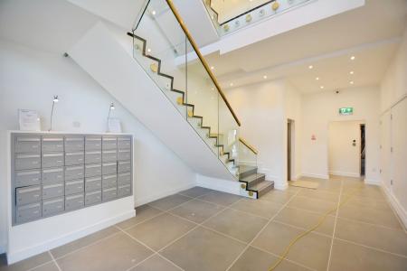 1 bedroom Flat to let in Park Road, Peterborough, PE1