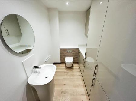 2 bedroom Flat to let in Fletton Quays, Fletton Quays, Peterborough, PE2