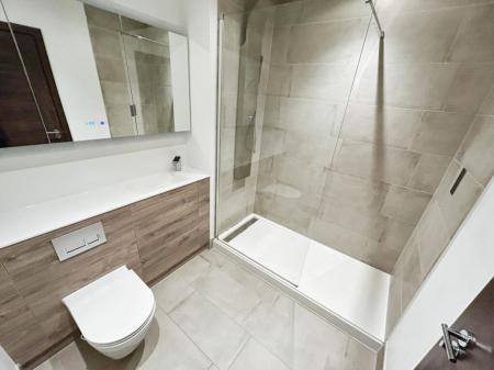 2 bedroom Flat to let in Fletton Quays, Fletton Quays, Peterborough, PE2