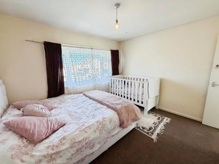 2 bedroom Flat to let in St Pauls Road, Peterborough, PE1